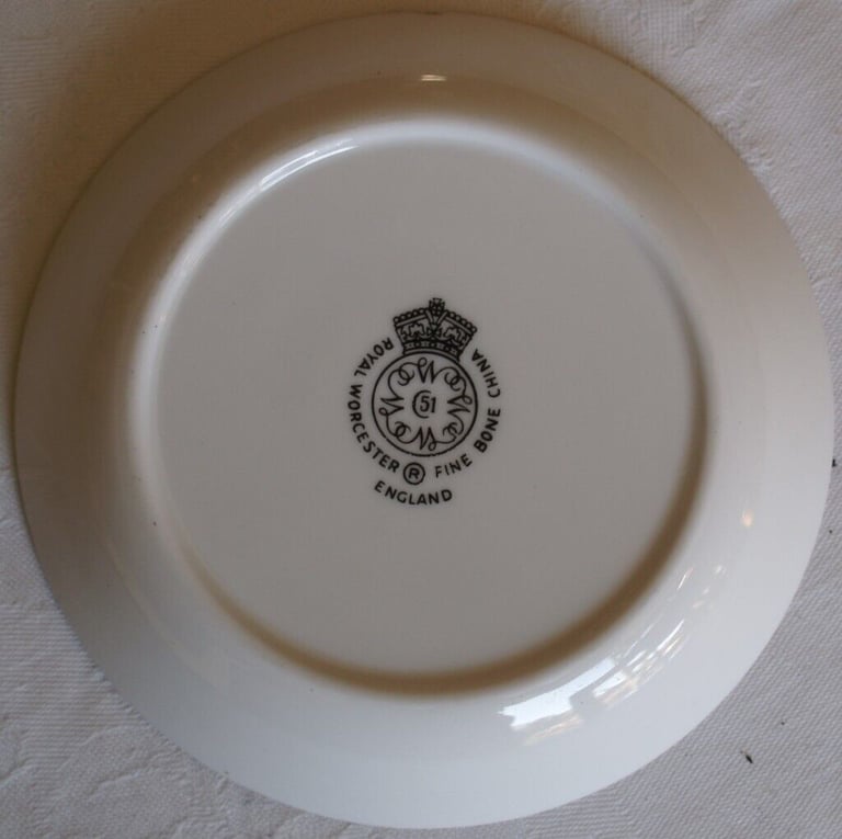 Royal Worcester Fine Bone China Butter Pat/Pin Dish - Bournemouth Floral Pattern