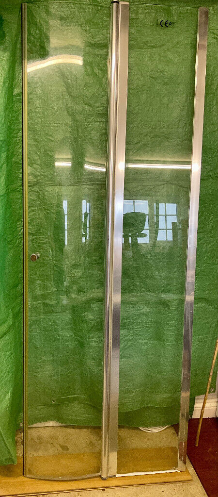 image for Shower enclosure glass for Quadrant shower - NOW £12 to clear - see description