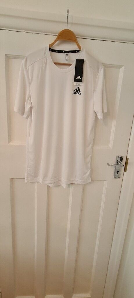 image for Adidas T-shirt 