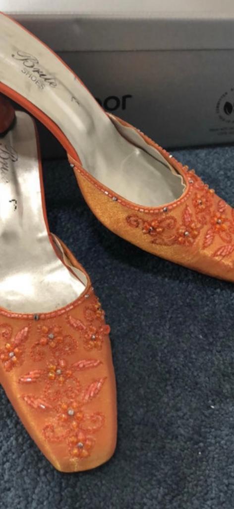 image for Asian Bridal/wedding costume shoes 4 