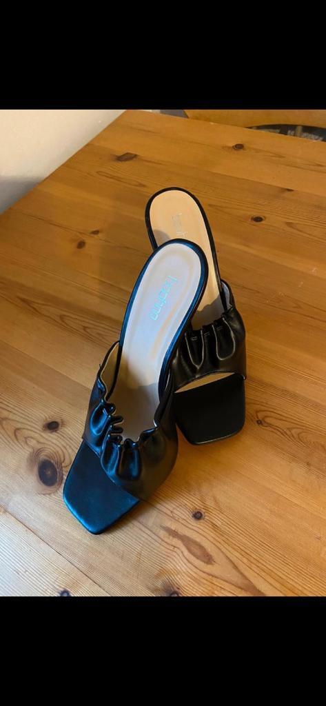 Boohoo mules 