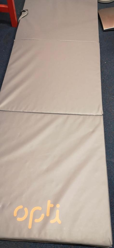 Mattresses OPTI and Medepuip