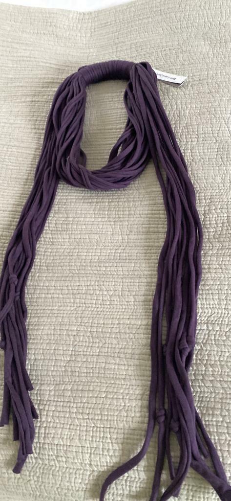Decorative scarf, purple. Brand new