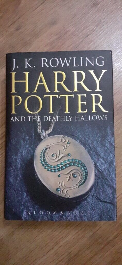 Harry Potter and the Deathly Hallows (adult edition)