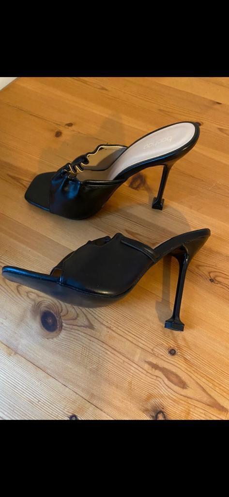 Boohoo mules 