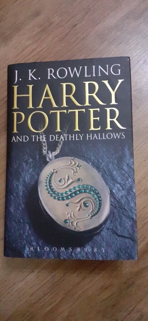 image for Harry Potter and the Deathly Hallows (adult edition)