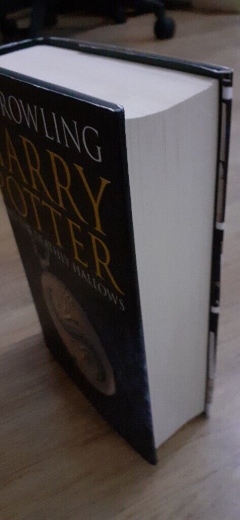Harry Potter and the Deathly Hallows (adult edition)