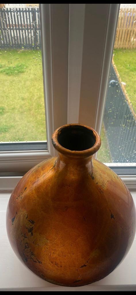 Ornamental Auburn/Rust colour vase 