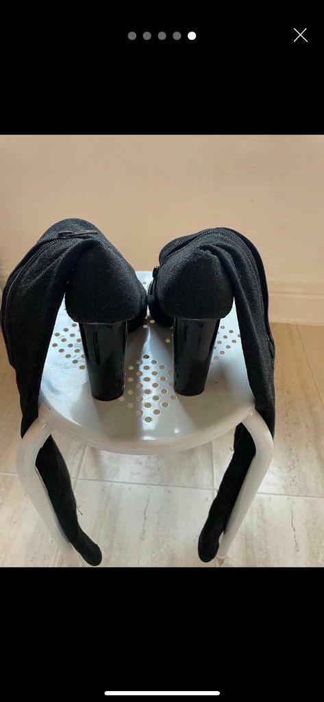Beautiful Desire Boots - Size 5
