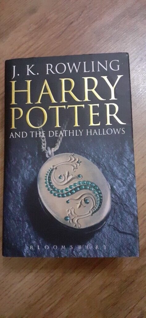 Harry Potter and the Deathly Hallows (adult edition)