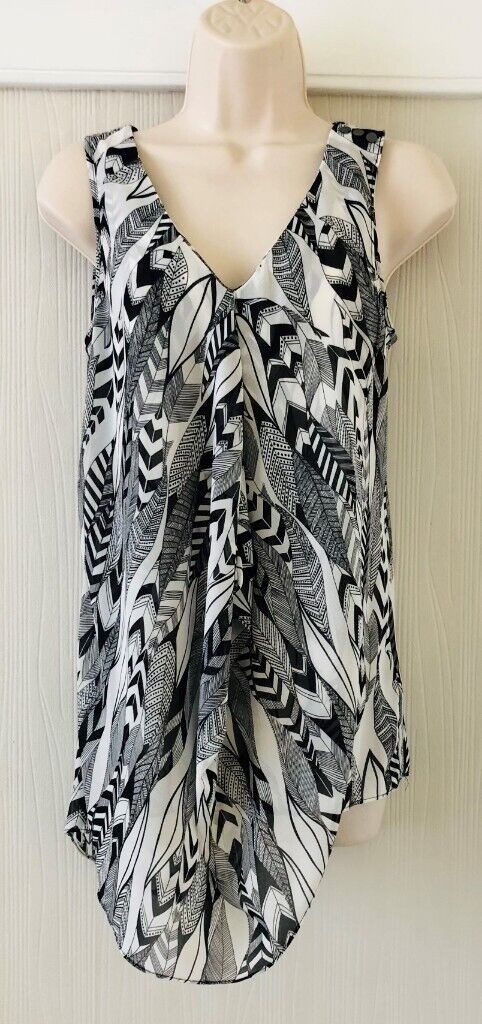 image for Ladies Warehouse White Black & Grey Size 6, Sleeveless top