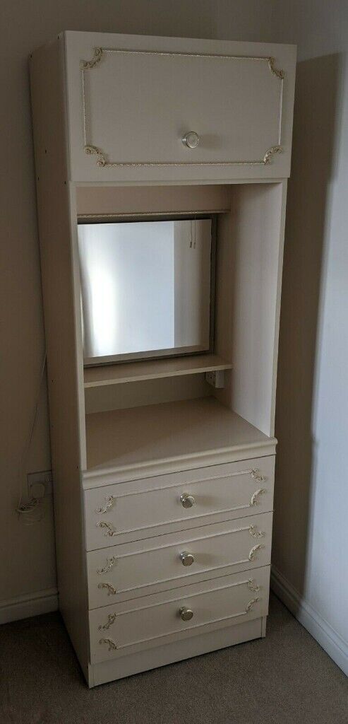 Dressing Table and Drawers