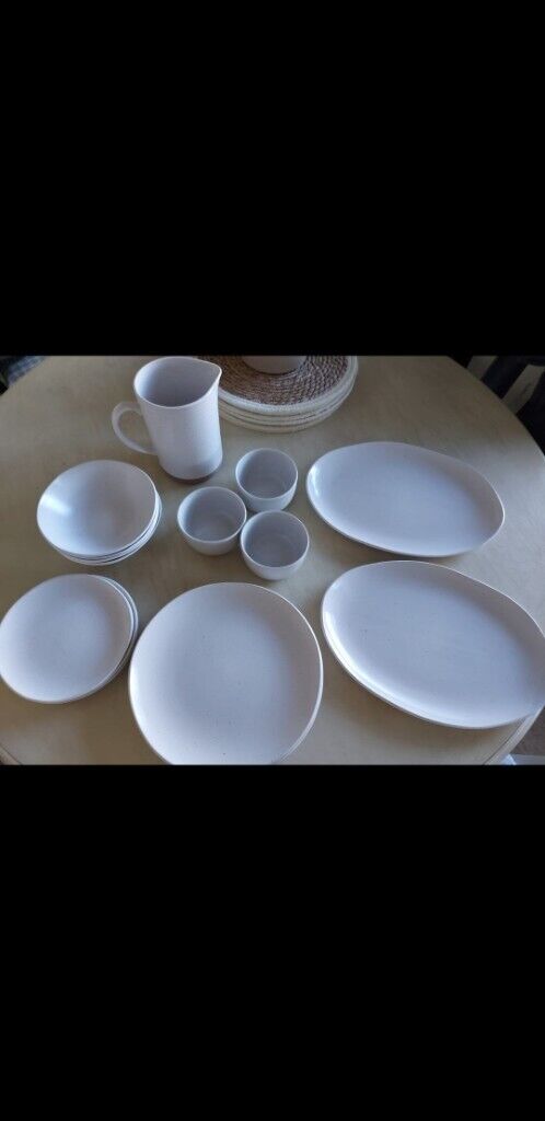 image for Dinnerware set