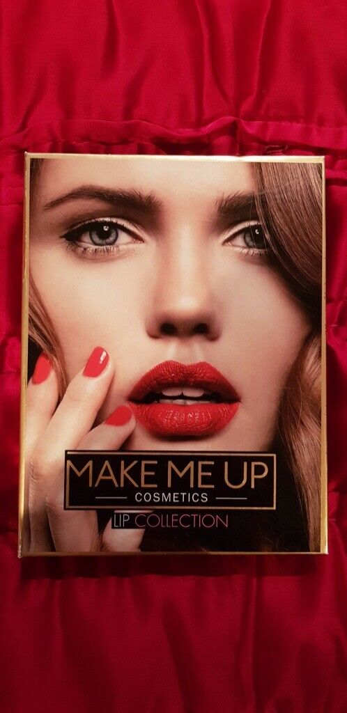 image for NEW - 'MAKE ME UP COSMETICS' LIP COLLECTION - INCLUDES 2 LIP GLOSSES AND 3 LIP CRAYONS