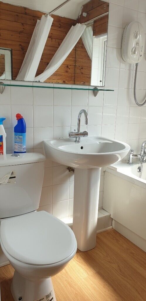 KING SIZE ROOM AVAILABLE TODAY**DSS ACCEPETED** **NO DEPOSIT NEEDED **