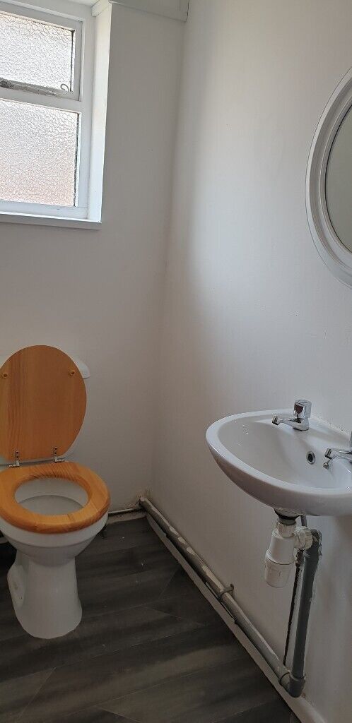 KING SIZE ROOM AVAILABLE TODAY**DSS ACCEPETED** **NO DEPOSIT NEEDED **