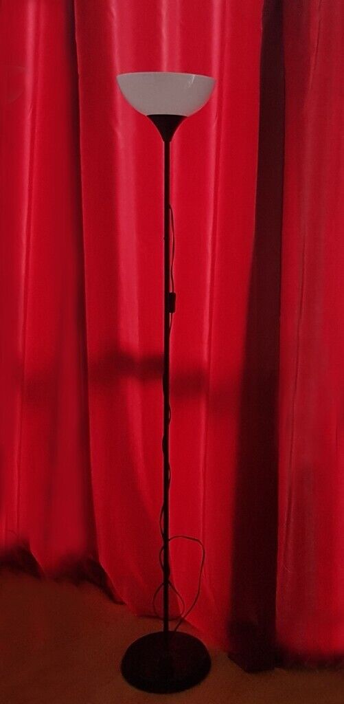 image for Tall Floor Standing Lamp with PHILIPS Tornado Bulb 10.000h (10 years) 