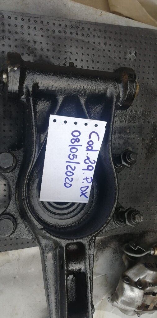 Lamborghini Urraco Rh Rear hub and hub housing