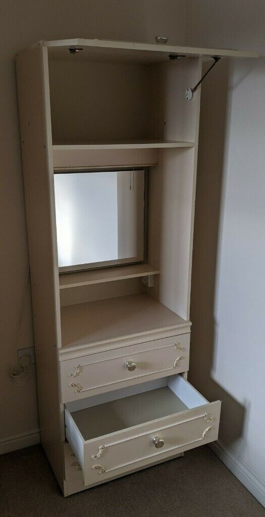 Dressing Table and Drawers