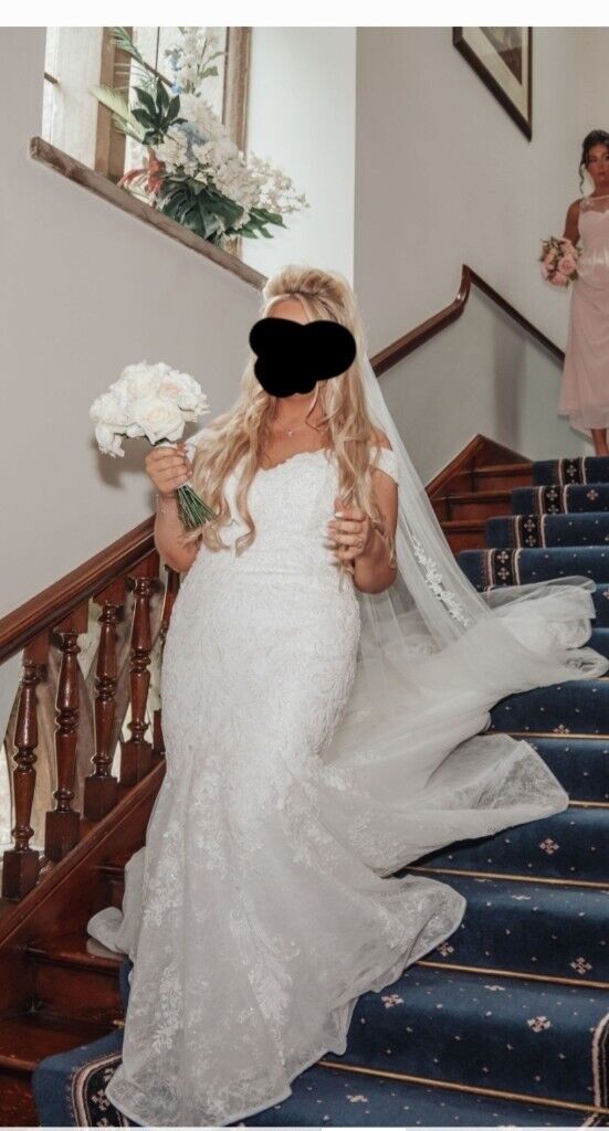 Second hand veils sales