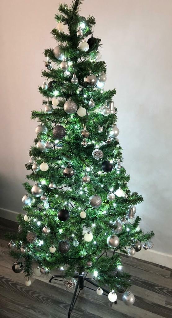 Artificial 6ft Christmas Tree
