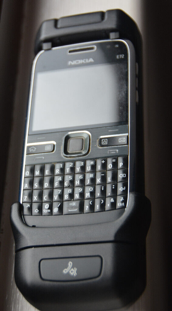 Audi adapter for Nokia E72  P/N 8TO.051.435.C
