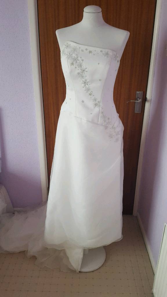 Wedding dress for sale