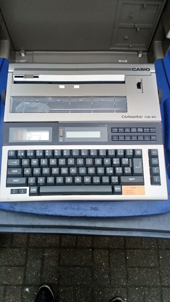 Casio typewriter mint condition £20