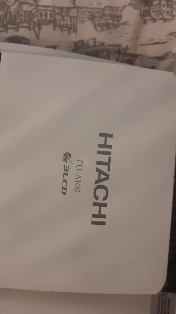 Used good working Hitachi EH-A100 shortthrow projector