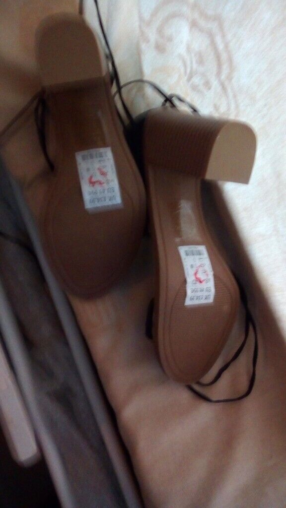 Ladies high heel tie-up sandals