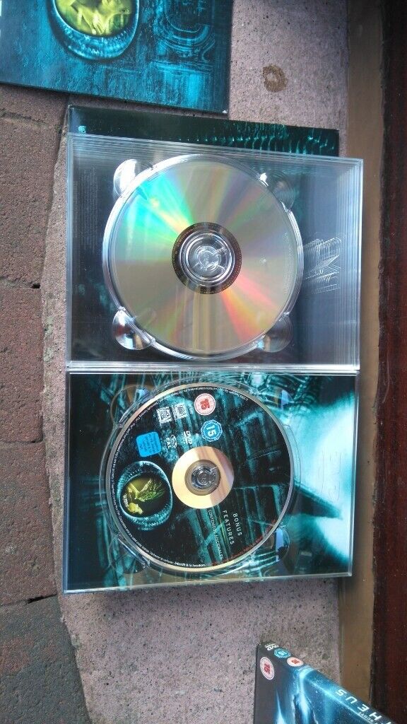 IDEAL GIFT - Alien Quadrilogy DVD Boxset
