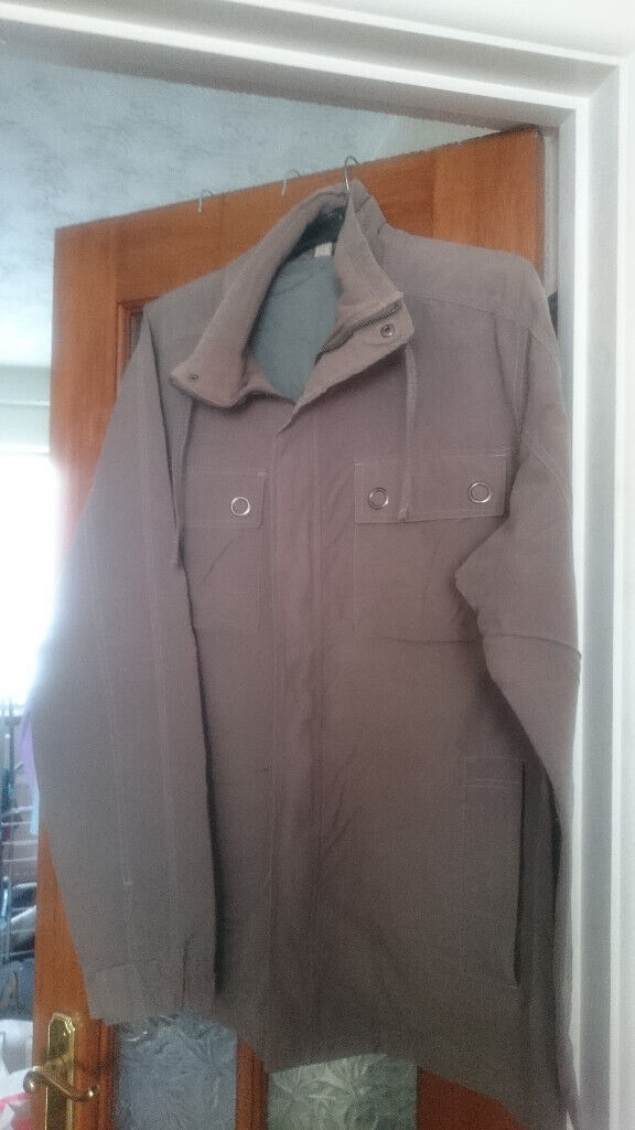 image for JACKET (CASUAL) LARGE.  CHEST 42inch. 