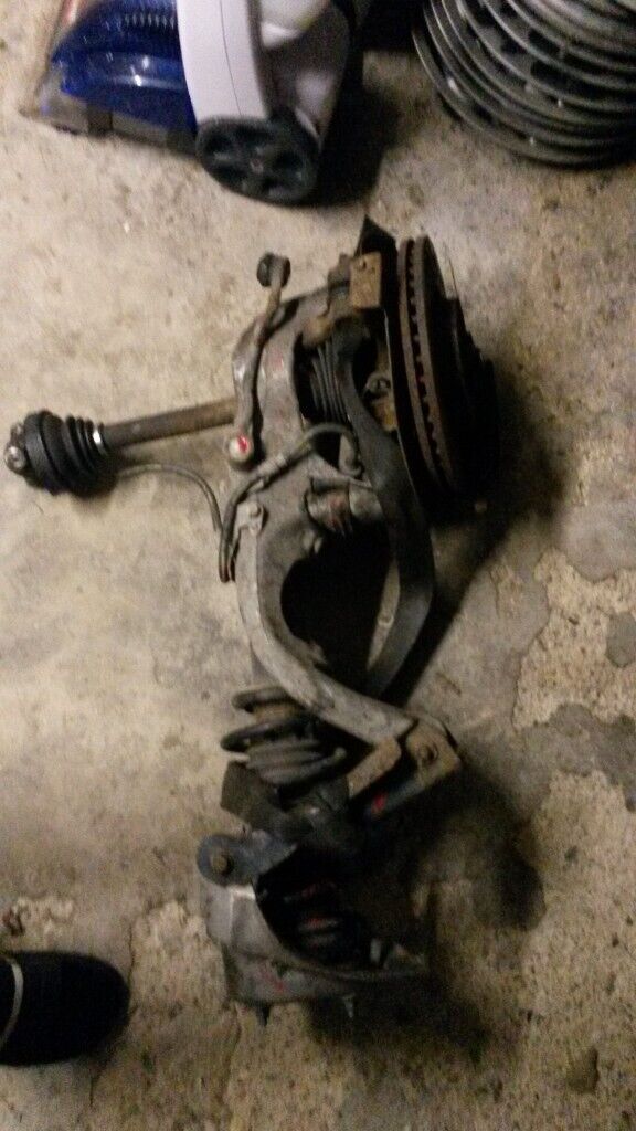 image for N/S/F Peugeot 407 2.0hdi hub carrier assembly 