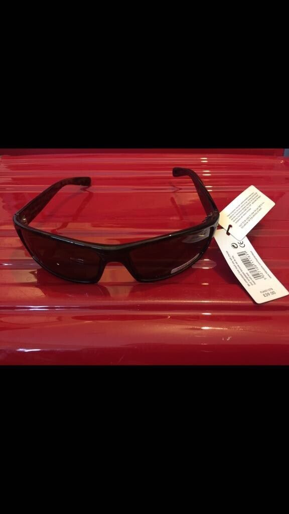 Selection of Good quality unisex sunglasses : 1 x £5 2 x £8 3 x £10 5 x £15  