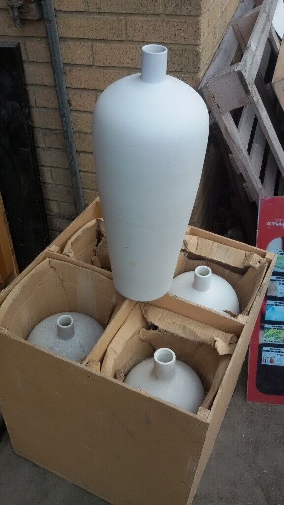 Ceramic  pots