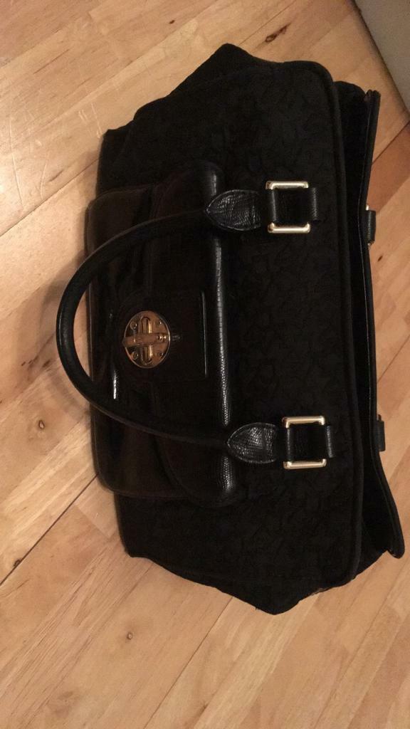 image for DKNY BAG FOR SALE 