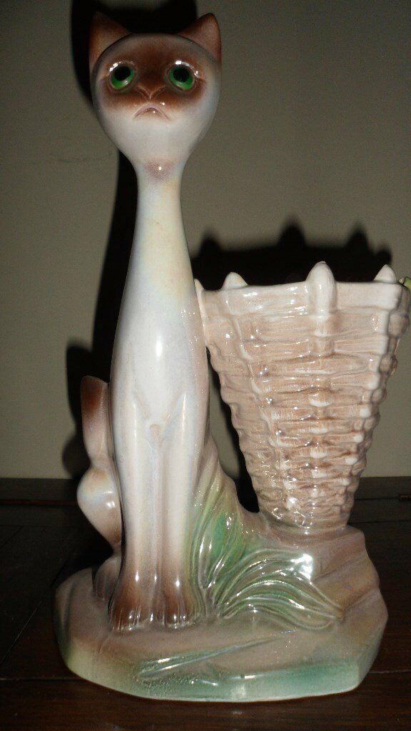 image for VINTAGE LUSTRE WARE SIAMESE CAT ORNAMENT195