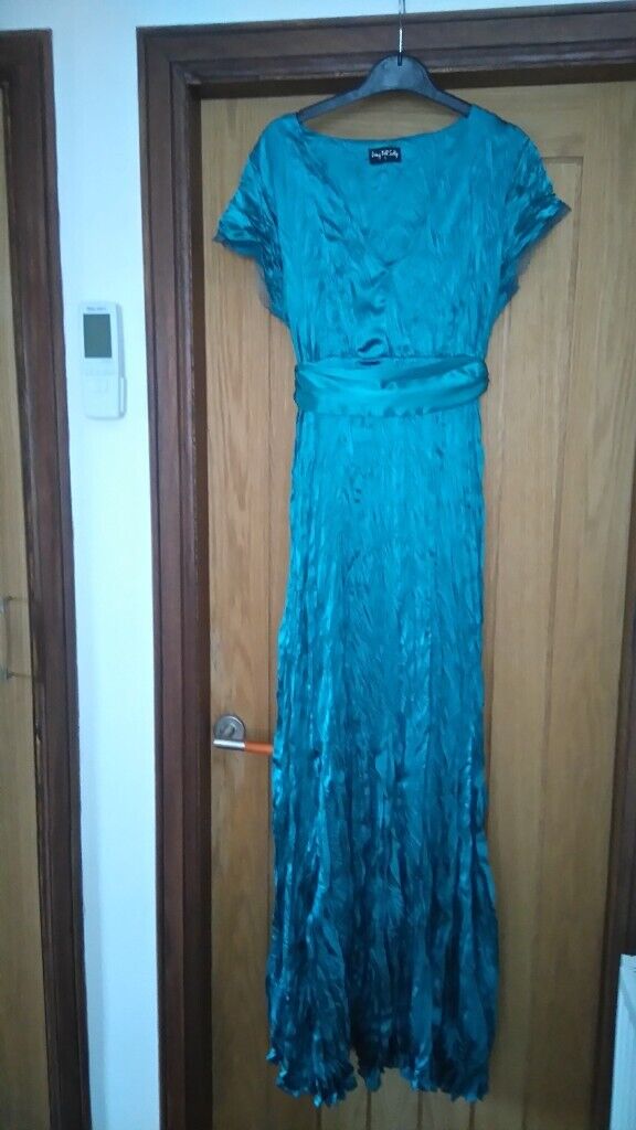 image for Elegant Ladies Dress - BRAND NEW