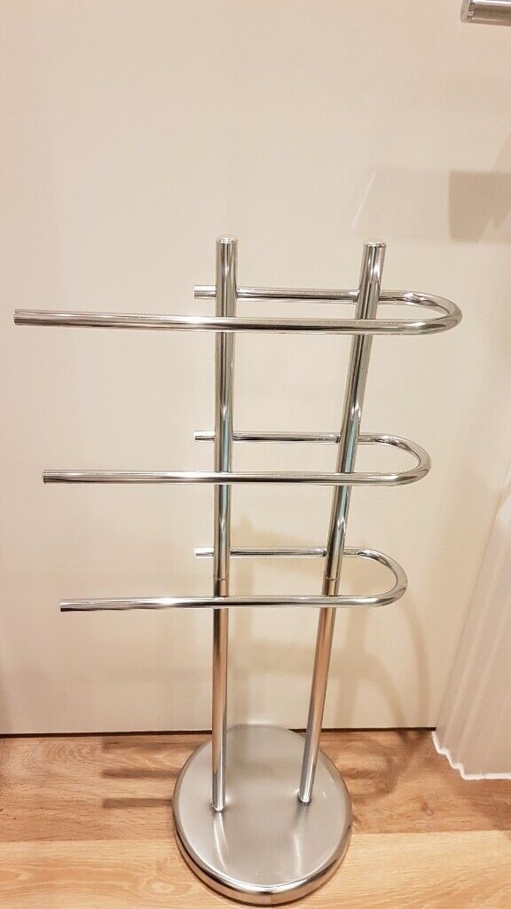 image for 3 Tier Freestanding Towel Rail