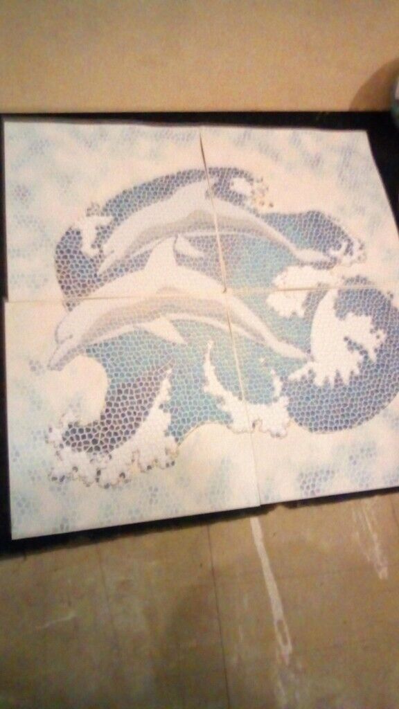 4x Ceramic Dolphin's plaque & matching toothbrush holder