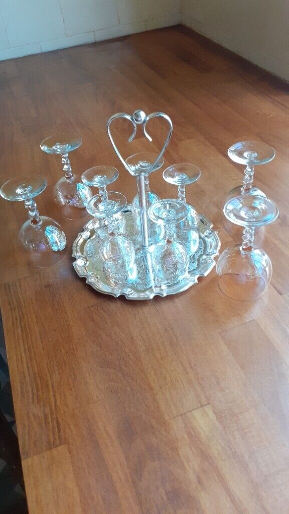 Vintage Tray and 8 Sherry/Port/Liqueur  Glasses