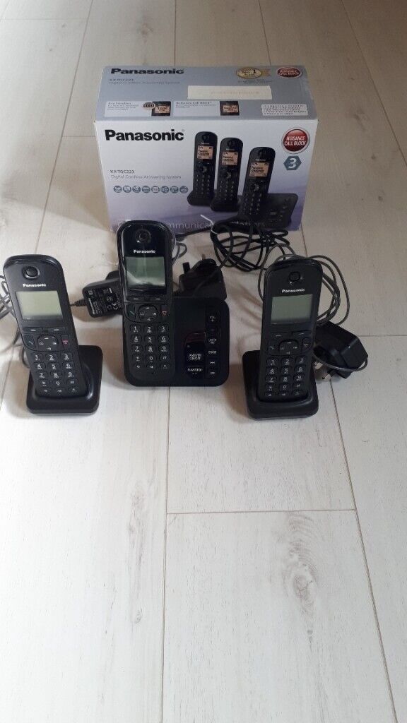 Panasonic KX-TGC223 Trio Phones