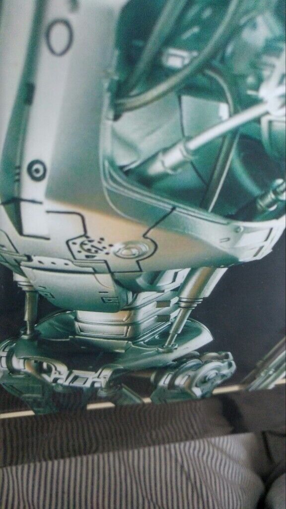 Terminator 3d pic t800 picture image films movie arnold t2 robot metal body building gym skynet
