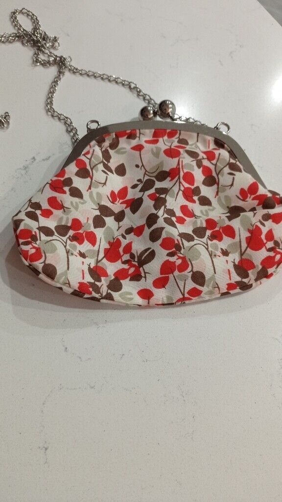Small Evening Handbag. Excellent condition 