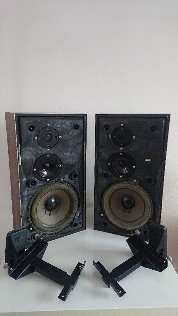 Vintage pair of Bang & Olufsen Beovox S45 speakers 