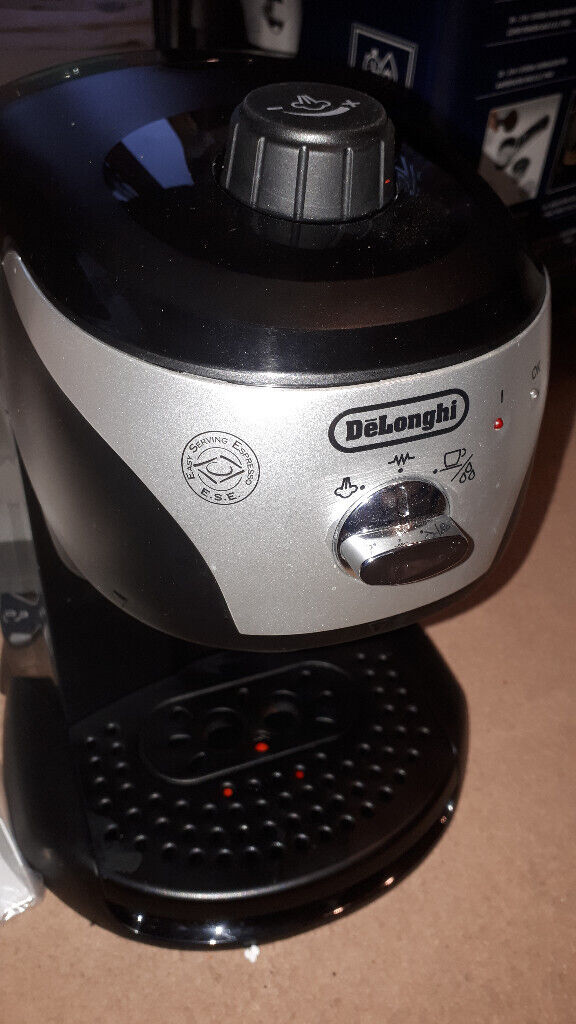 DeLonghi Motivo espresso and cappuccino maker
