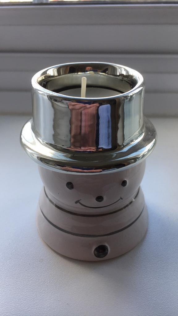 HANDCRAFTED CHRISTMAS CANDLES