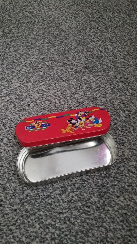 Official Mickey / Mini Mouse items £1 - £15 