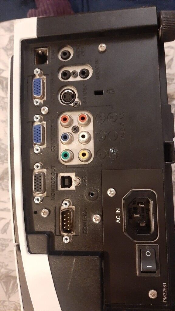 Used good working Hitachi EH-A100 shortthrow projector