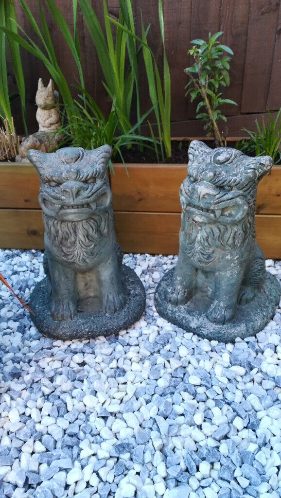 image for Pair of Stone Chinese Guardian Foo / Fu Dogs (lions) ornaments, 41cm